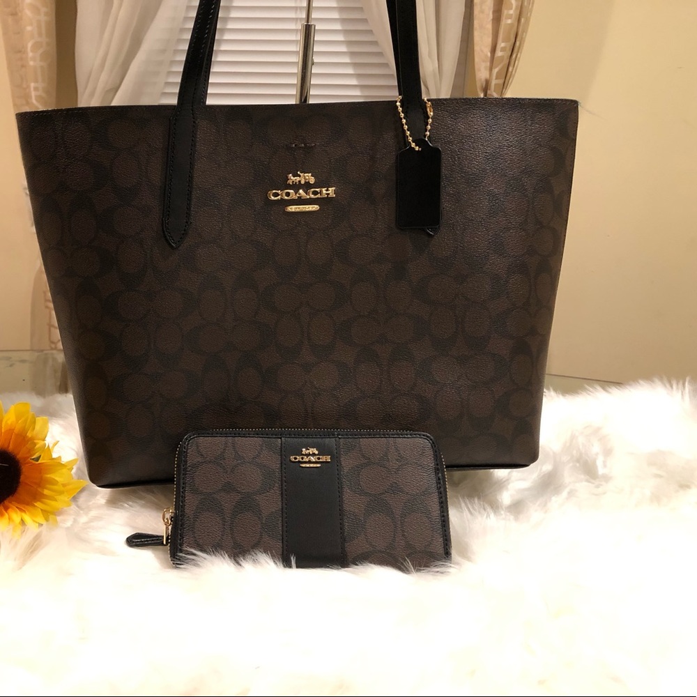 Coach wallet and tote